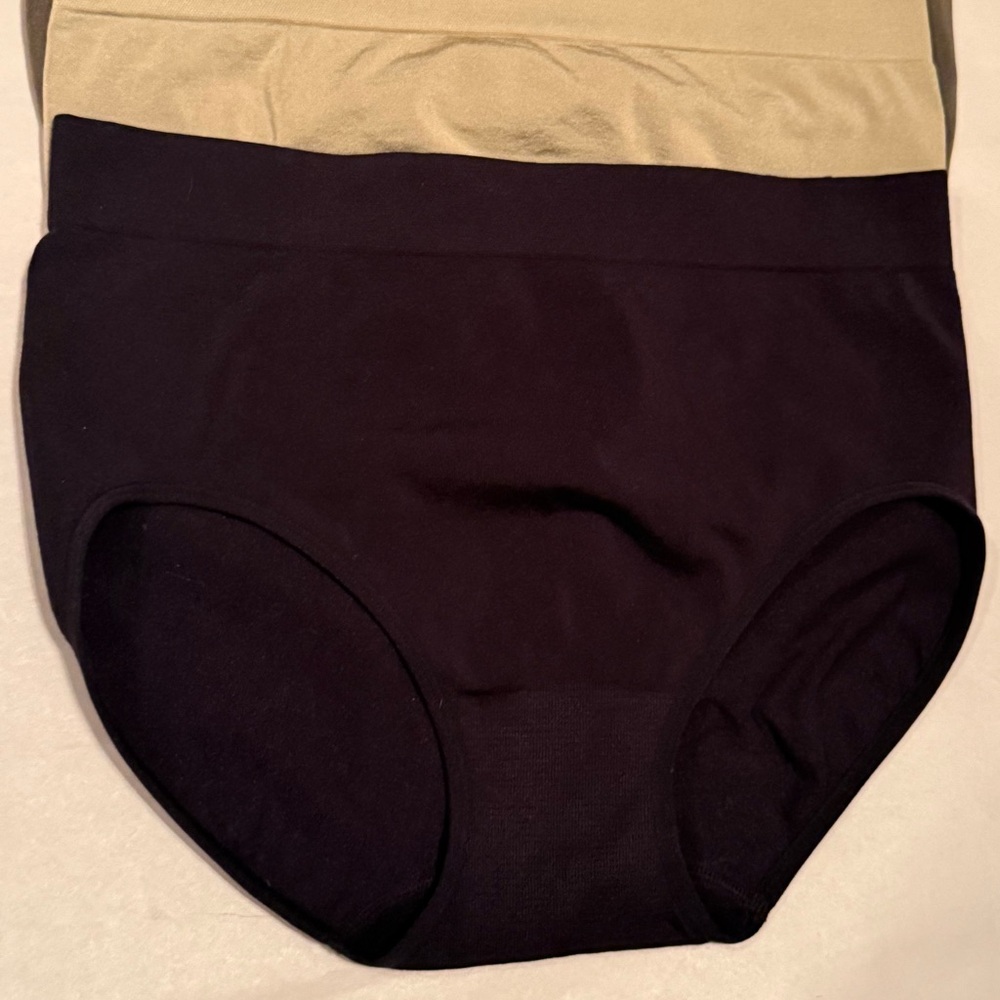 Carole Hochman Underwear - Picture 5 of 16